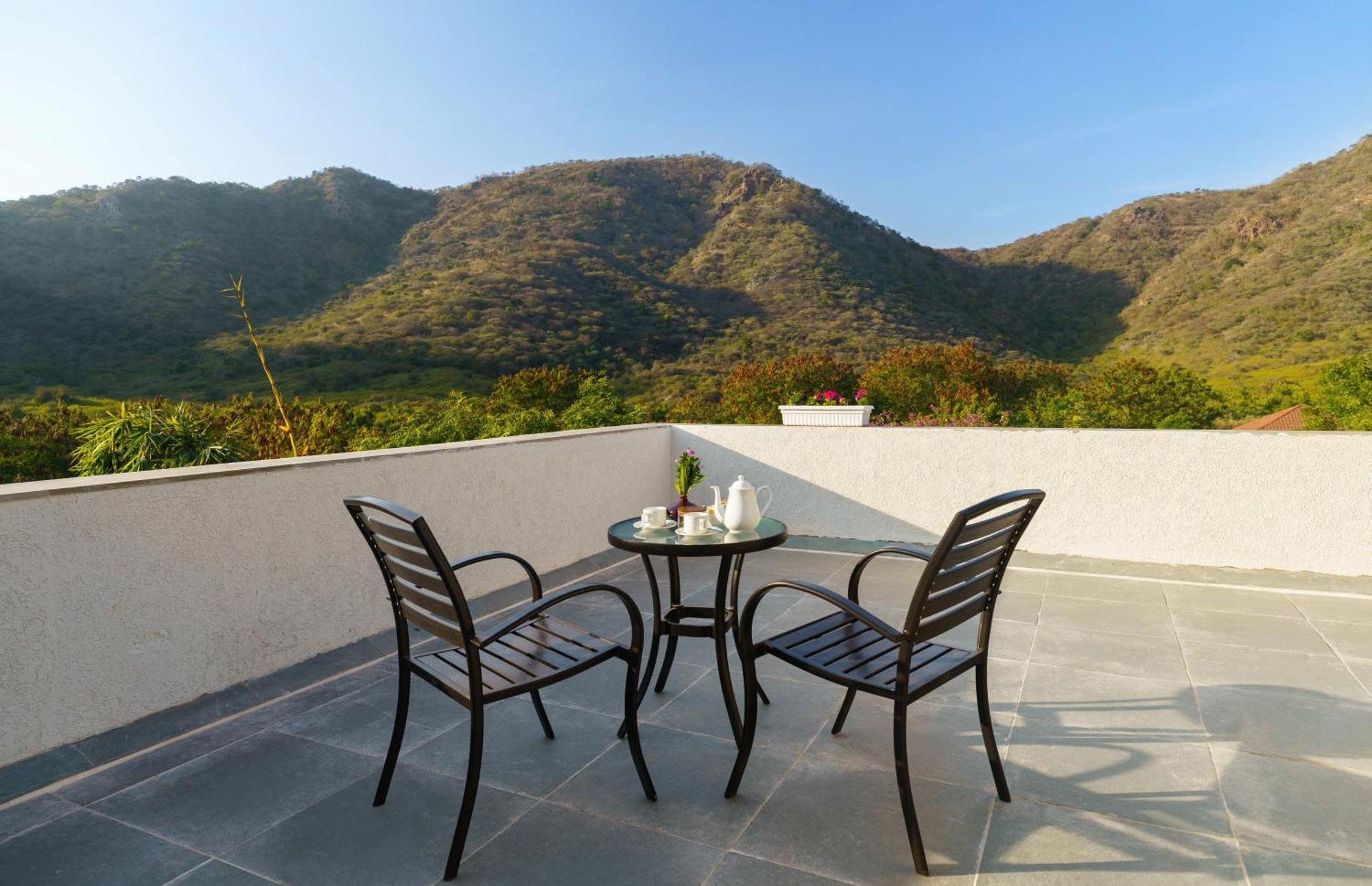 Anandam - Jacuzzi & Private Pool Villas In Udaipur Exterior photo